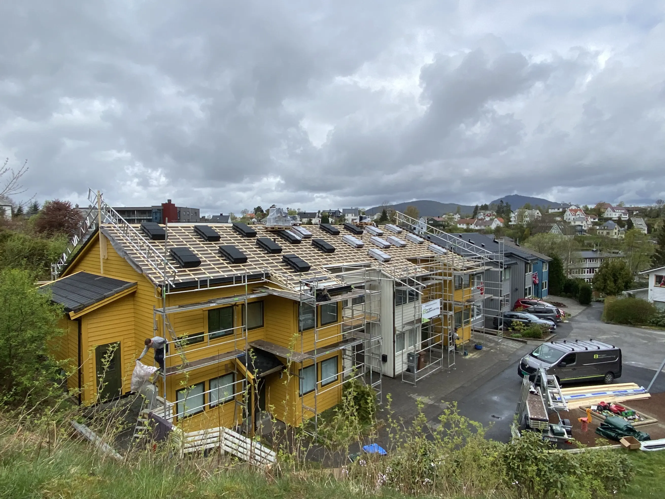 Riving av gammelt tak